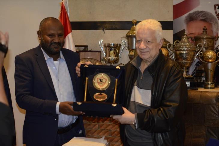 مرتضى منصور ومندوب الهلال السوداني